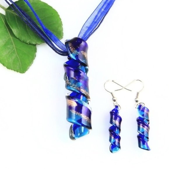 Twist Glitter Lampwork Glass Jewelry - Picture 1 of 4